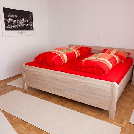 Ferienwohnung Kurrer Plankstadt Esterno foto