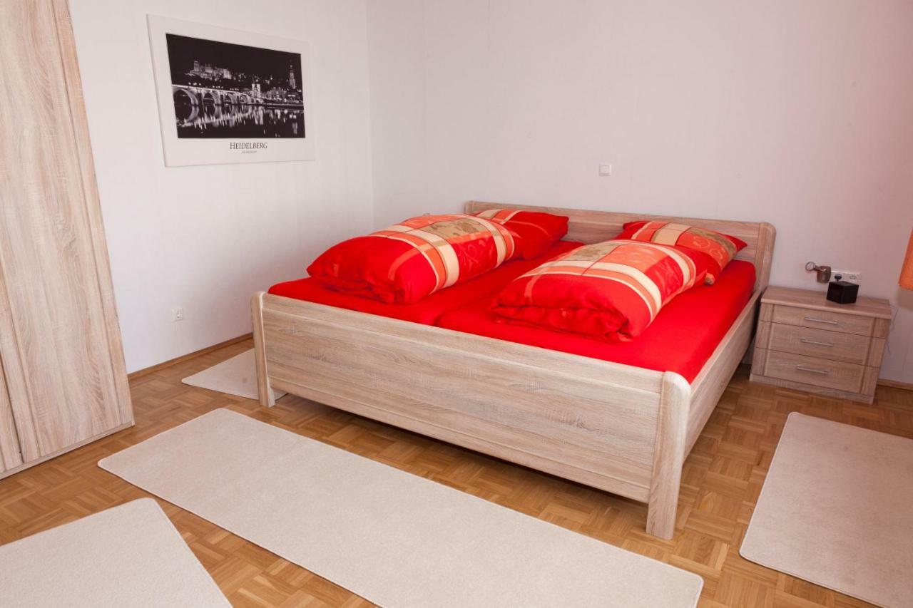 Ferienwohnung Kurrer Plankstadt Esterno foto