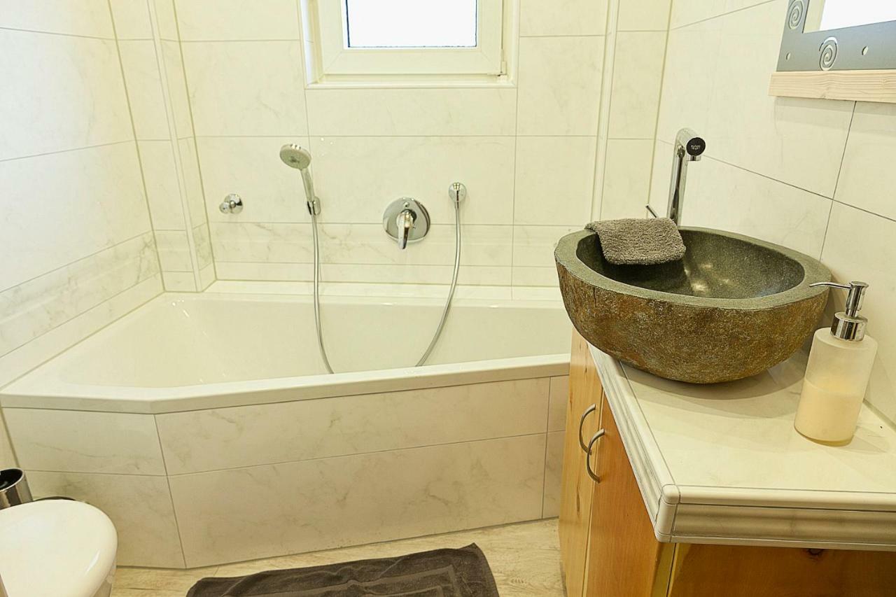 Ferienwohnung Kurrer Plankstadt Esterno foto